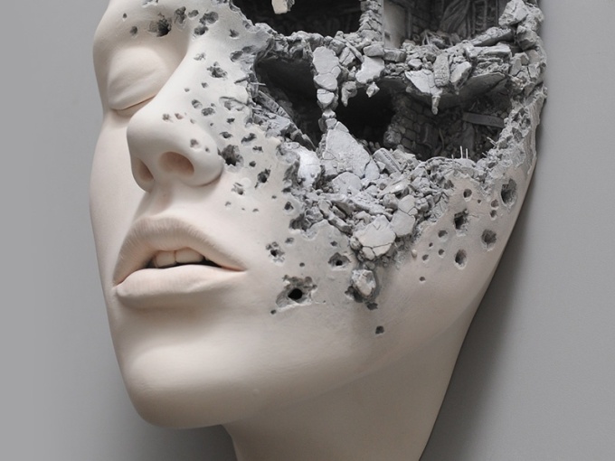 Johnson Tsang：人臉精彩陶瓷雕塑