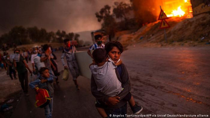 UNICEF年度最佳摄影：不知所措下的勇敢互助