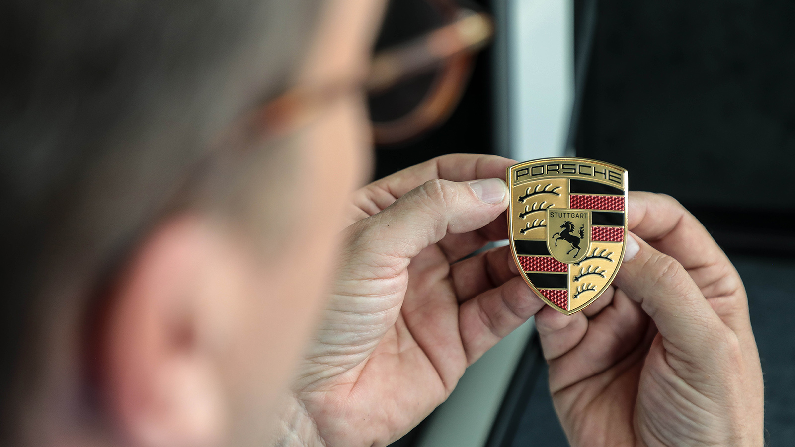保时捷盾徽进行革新，将于2023年底在保时捷车辆上使用